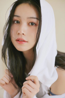 卿本佳人什么意思